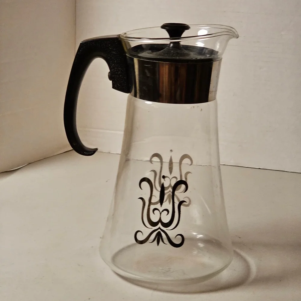 Vintage Pyrex 8 Cup Glass Carafe Coffee Server Black Scroll Medallion MCM USA